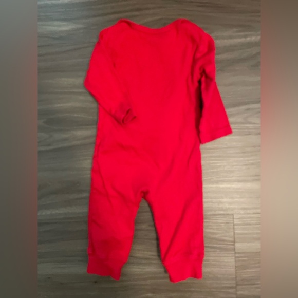 Carter's Baby Red Santa long sleeve Romper size 6 months - Picture 2 of 4